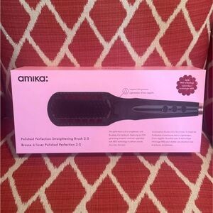 Amika Straightening Brush